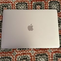 Apple MacBook Pro