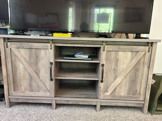 Entertainment stand