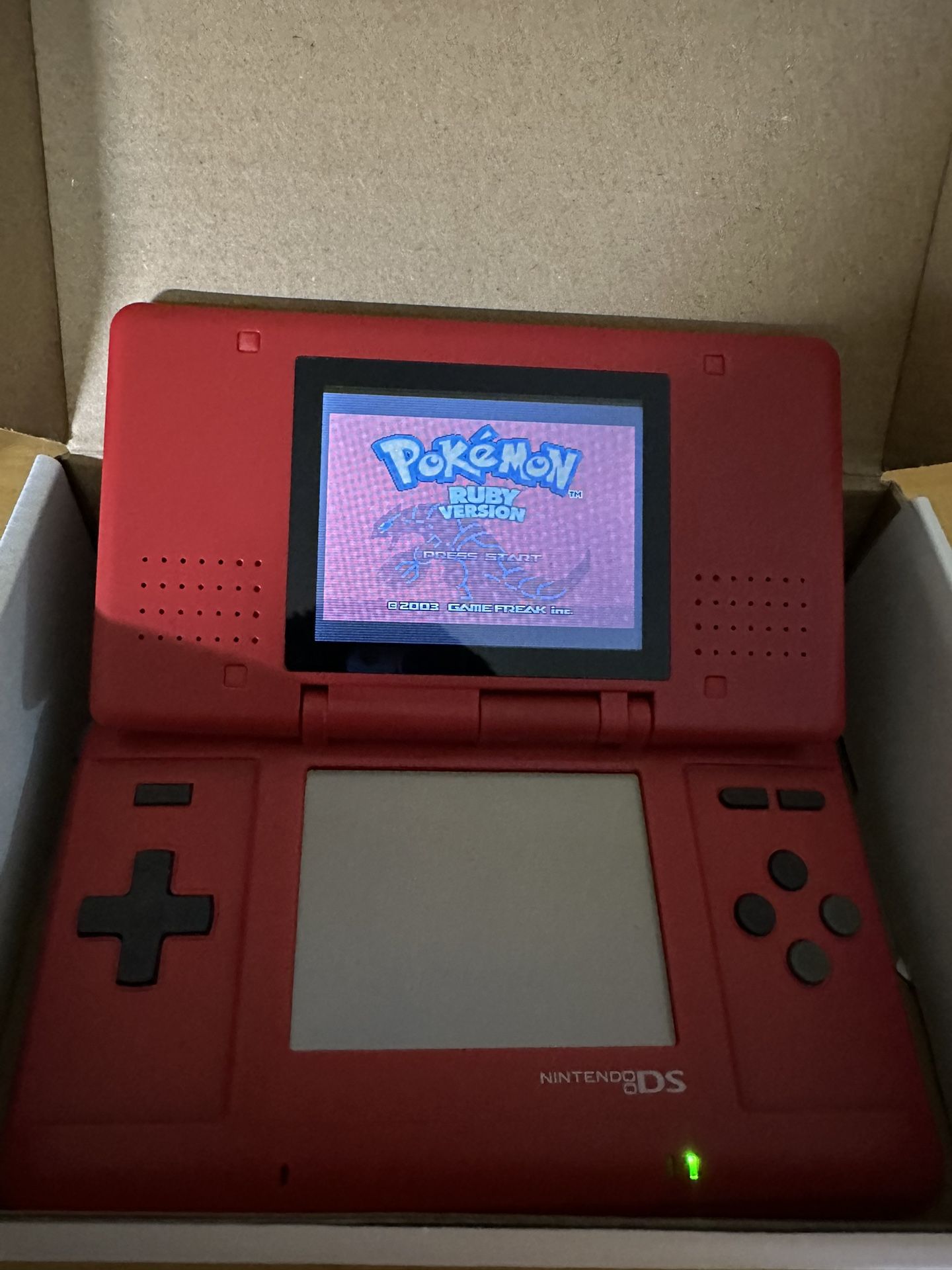 Nintendo DS (Refurbished), Red