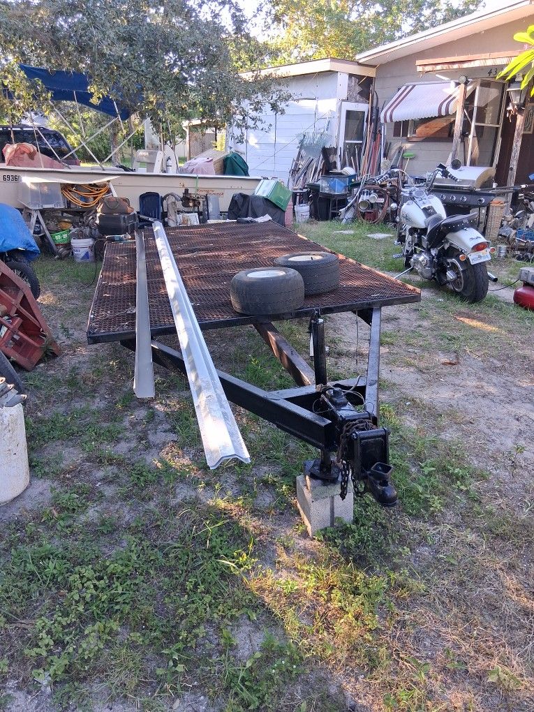 19' Double Axel Trailer