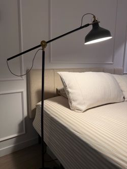 Floor lamp