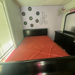 Color Black Size Queen 