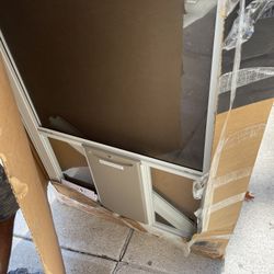 Cat Storm Door 36"x 80"