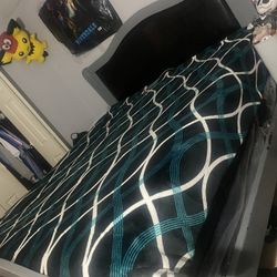 Cal King Bed