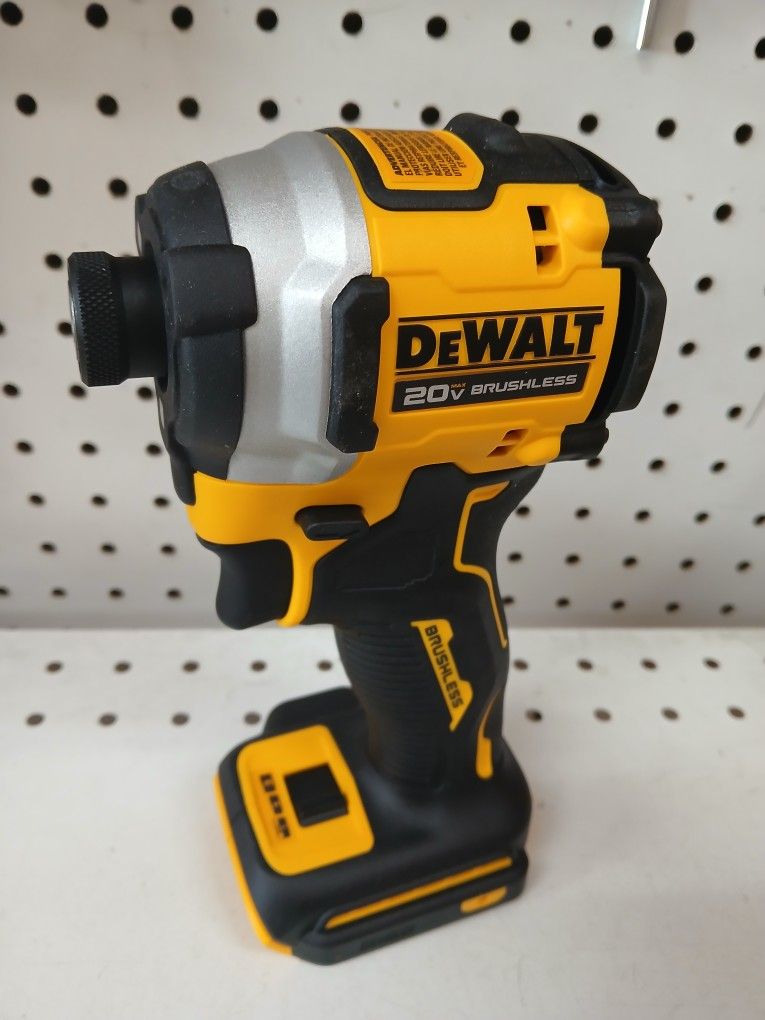 Dewalt New 1/4" Impact Atomic Brushless-3 Speeds Nuevo