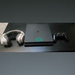 PS4 Slim