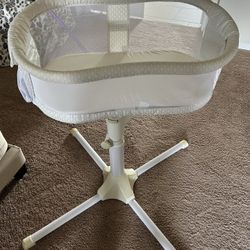 Halo Bassinet Swivel