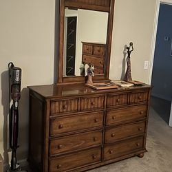 Dresser x Mirror
