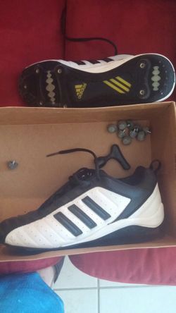Adidas football cleats shoes Great condition