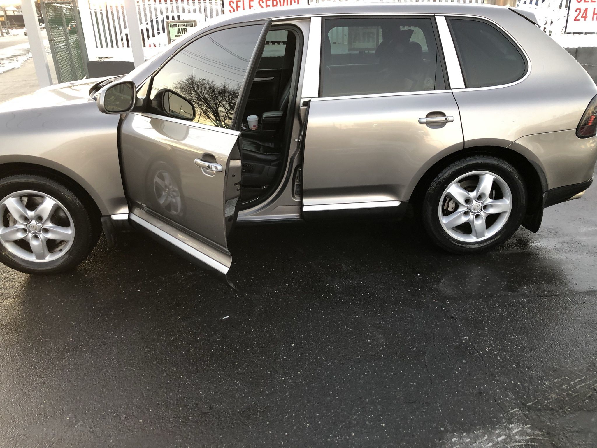 2004 Porsche Cayenne