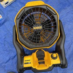 DEWALT 20V MAX Jobsite Fan (Tool Only