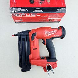 Milwaukee FUEL 18V Brad Nailer 18 Guage