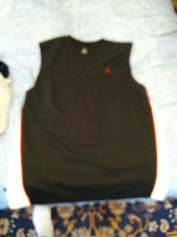 2 X Jordan Athletic Shirt