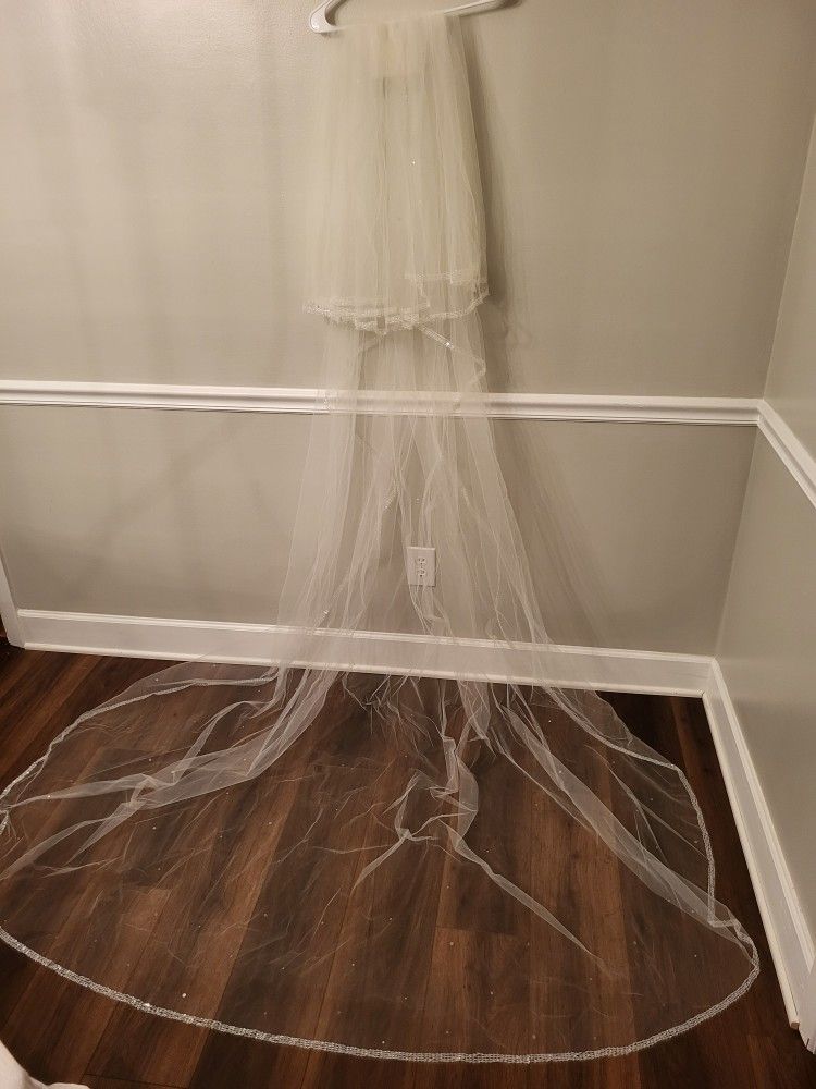 Ivory Wedding Veil