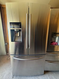 Fridge good condition Samsung