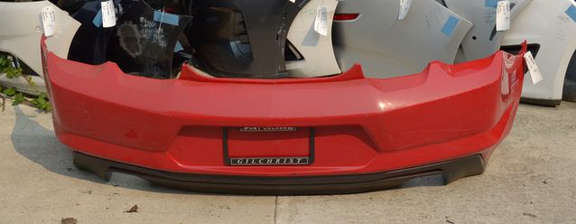 USED REF#B913 || 2019-2024 CHEVROLET CAMARO || REAR BUMPER ASSEMBLY