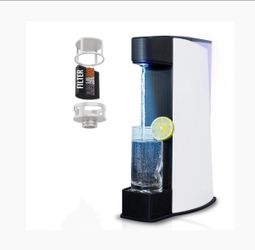 Carbon8 Sparkling Water Maker with UV Light Filter for ultra pure water. One touch. Easy! THE BEST SELTZER!