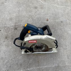 Ryobi circular saw csb133l
