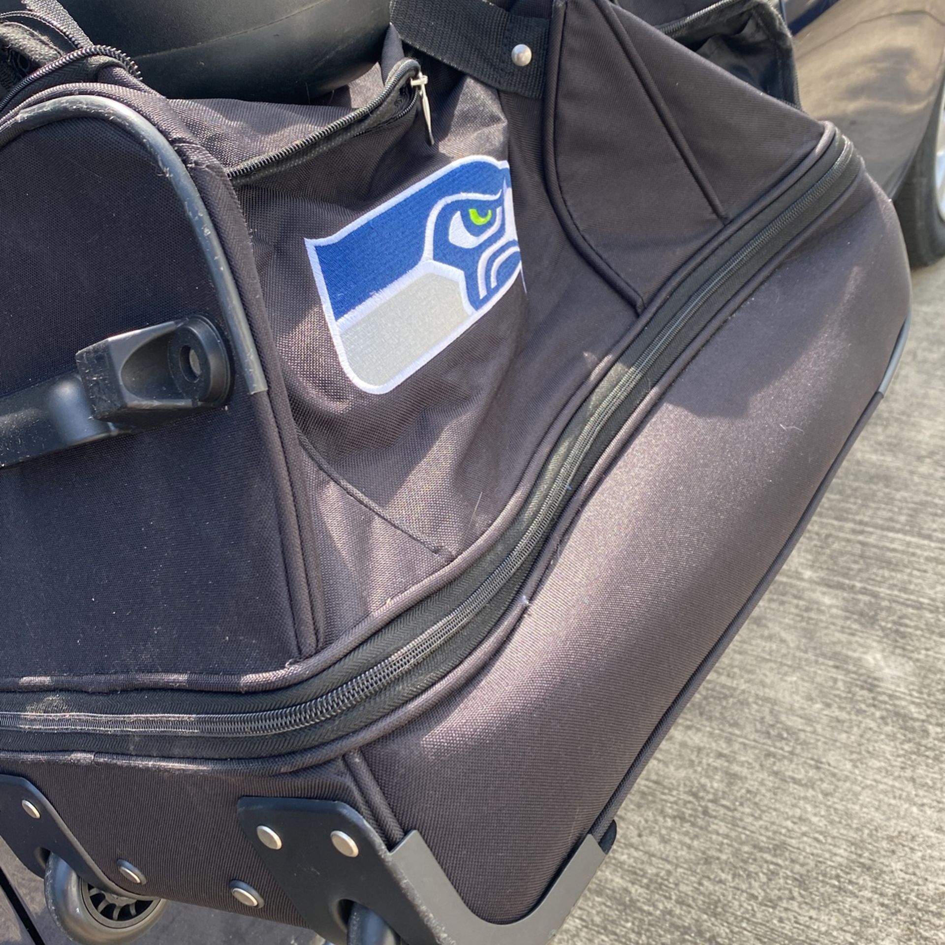 Seattle Seahawks Traveling Bag