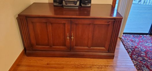 E Free furniture living room cabinet four bedroom