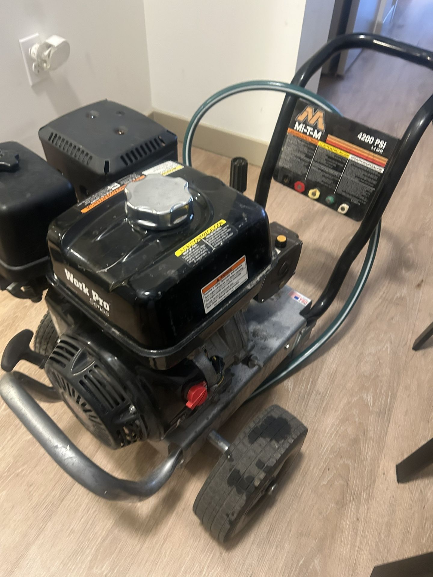 Pressure washer (gas Power) 4200 PSI