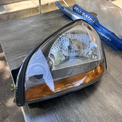 2005 2006 2007 2008 HYUNDAI TUCSON LEFT LH DRIVER HEADLIGHT LIGHT LAMP OEM