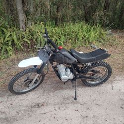 250cc Dirt Bike 