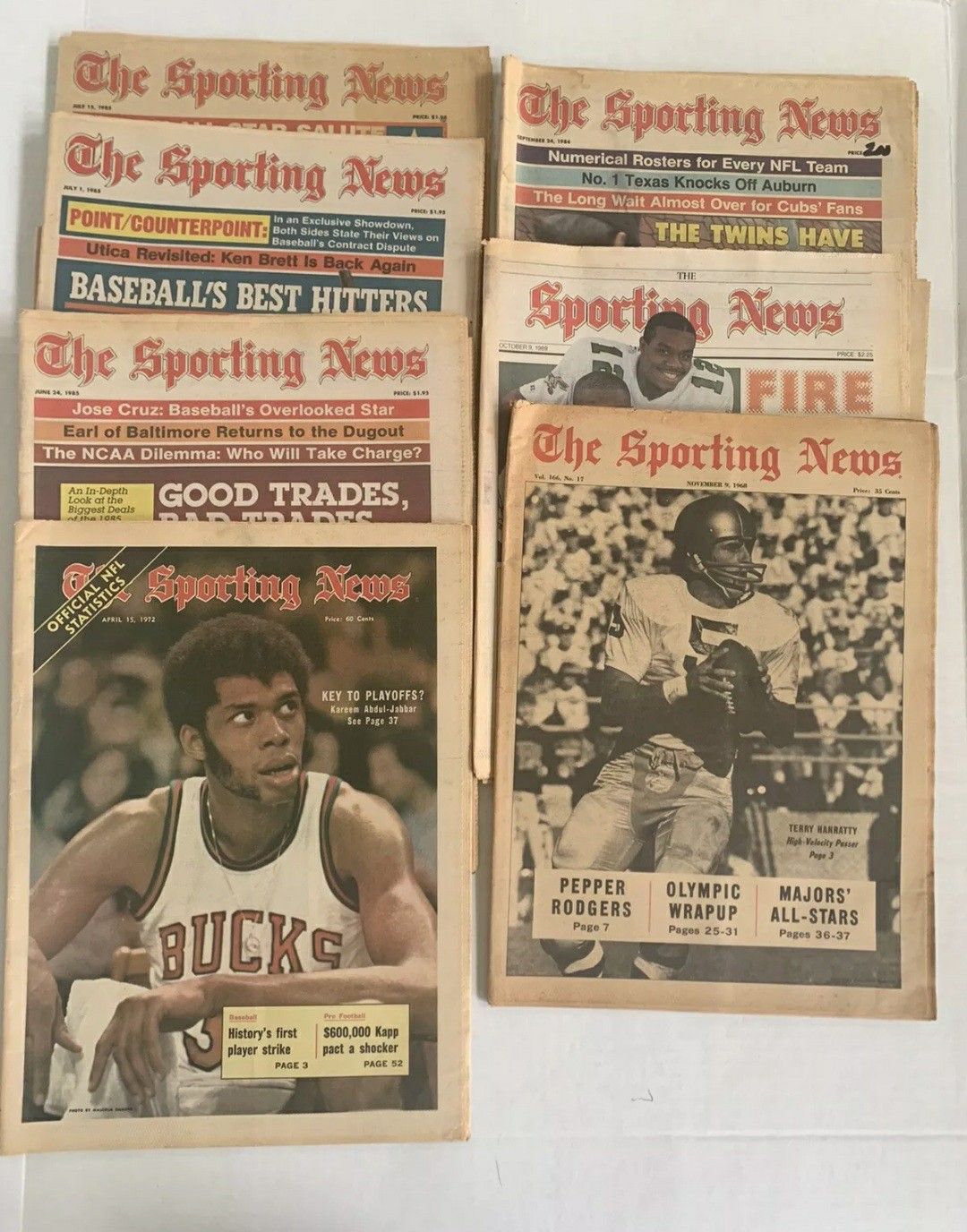 The Sporting News 1968-1989 Not Consecutive Kareem Abdul Jabbar Pete Rose Lot-8 Rare Find!! Very cool articles..