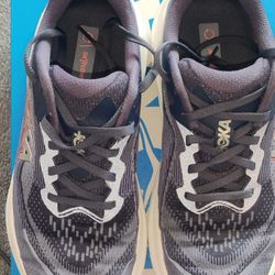 HOKA Skyflow (Women's)