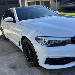 2019 BMW 530e