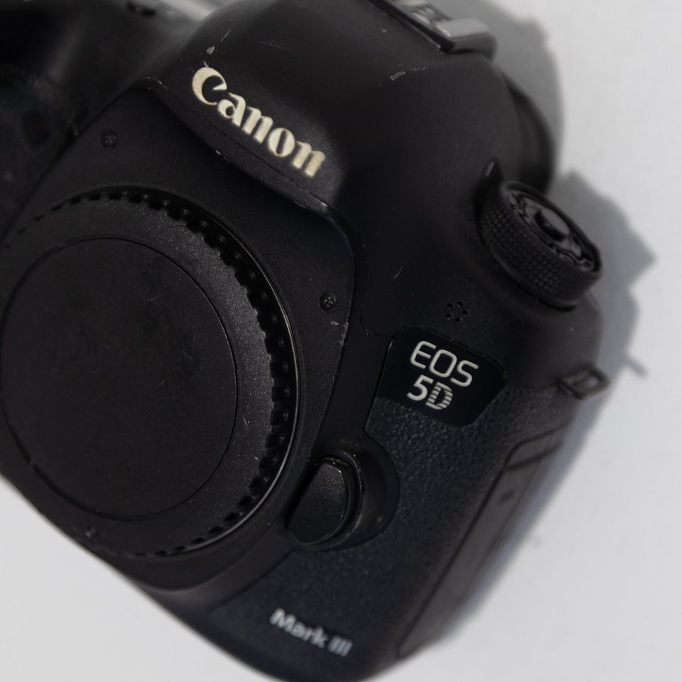 Canon EOS 5d mark III 