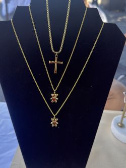 18K Gold Necklaces 