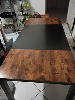 Kitchen table