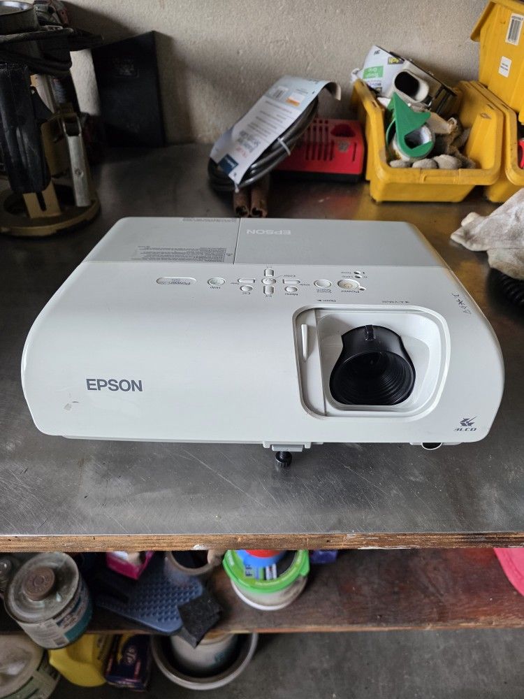 Epson LCD Projector
