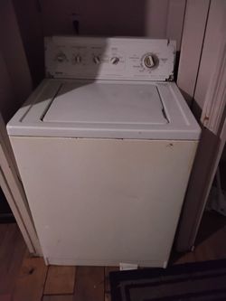 Appliances Kenmore white needs cleaning  both work