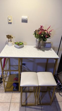 Kitchen Island (Gold Trim/White Marble Looking Kitchen island with 2 Bar Stools)