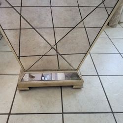 Glass Table Woth Mirrored Pedestal