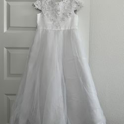 White Flower Girl Dress Size 8
