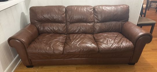 Leather couch pick up ASAP