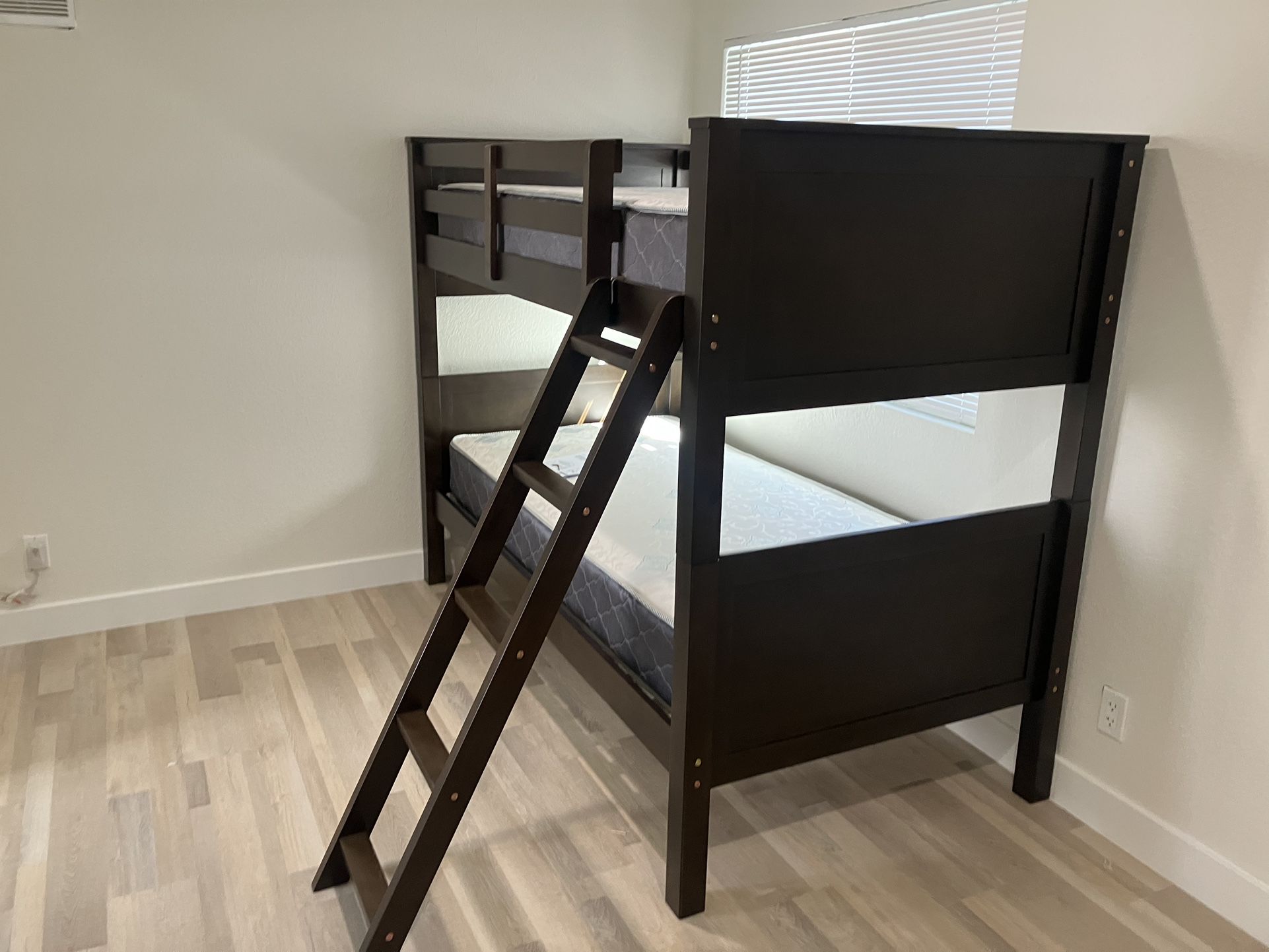 Twin Bunk Bed Frame With Mattresses