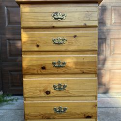 Solid wood 5 drawers dresser