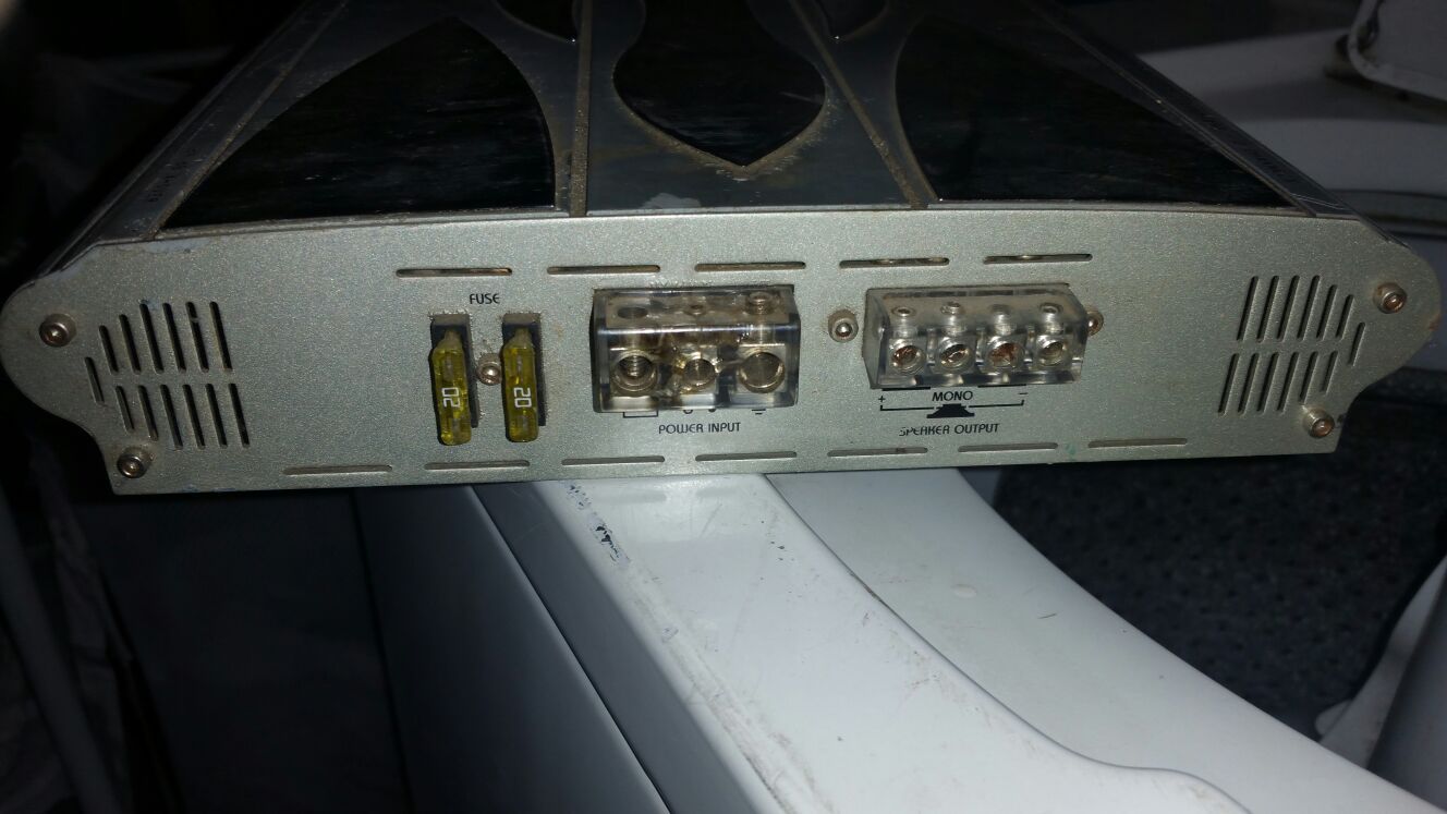 Amp w/speaker