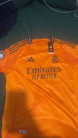 Real madrid 24/25 away player version kit