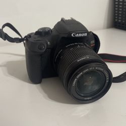 Canon camera Rebel T6