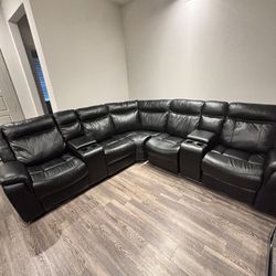 Black Leather 3 Piece Sectional 