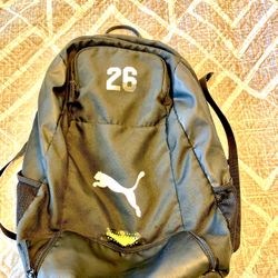 PUMA 🎒(read💥💥🎒)(shape & Condition:9/10)