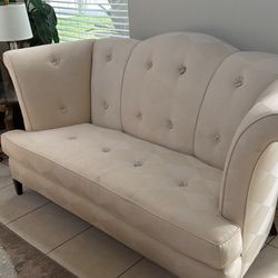 French provincial couches set of two - Cream Color - Vintage 