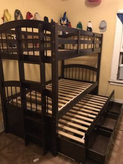 Triple bunkbed with storage drawers