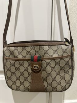 Authentic Gucci Crossbody/shoulder