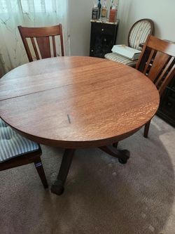Oak wood dining room